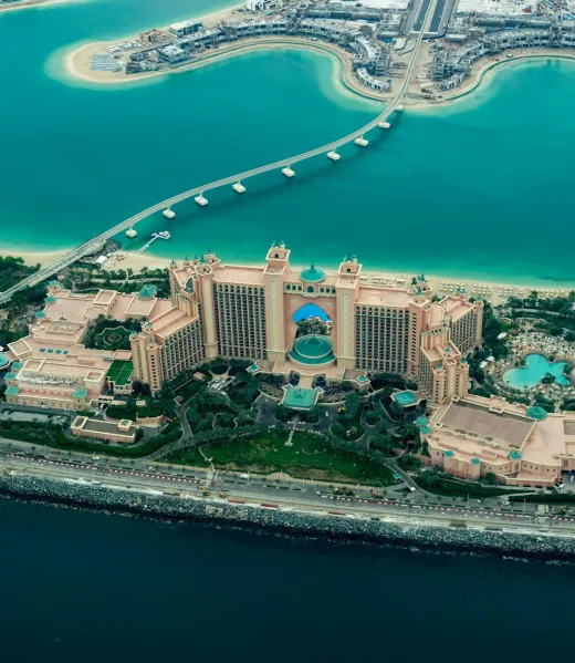 christoph-schulz-wJ6xyh1YMxU-unsplash